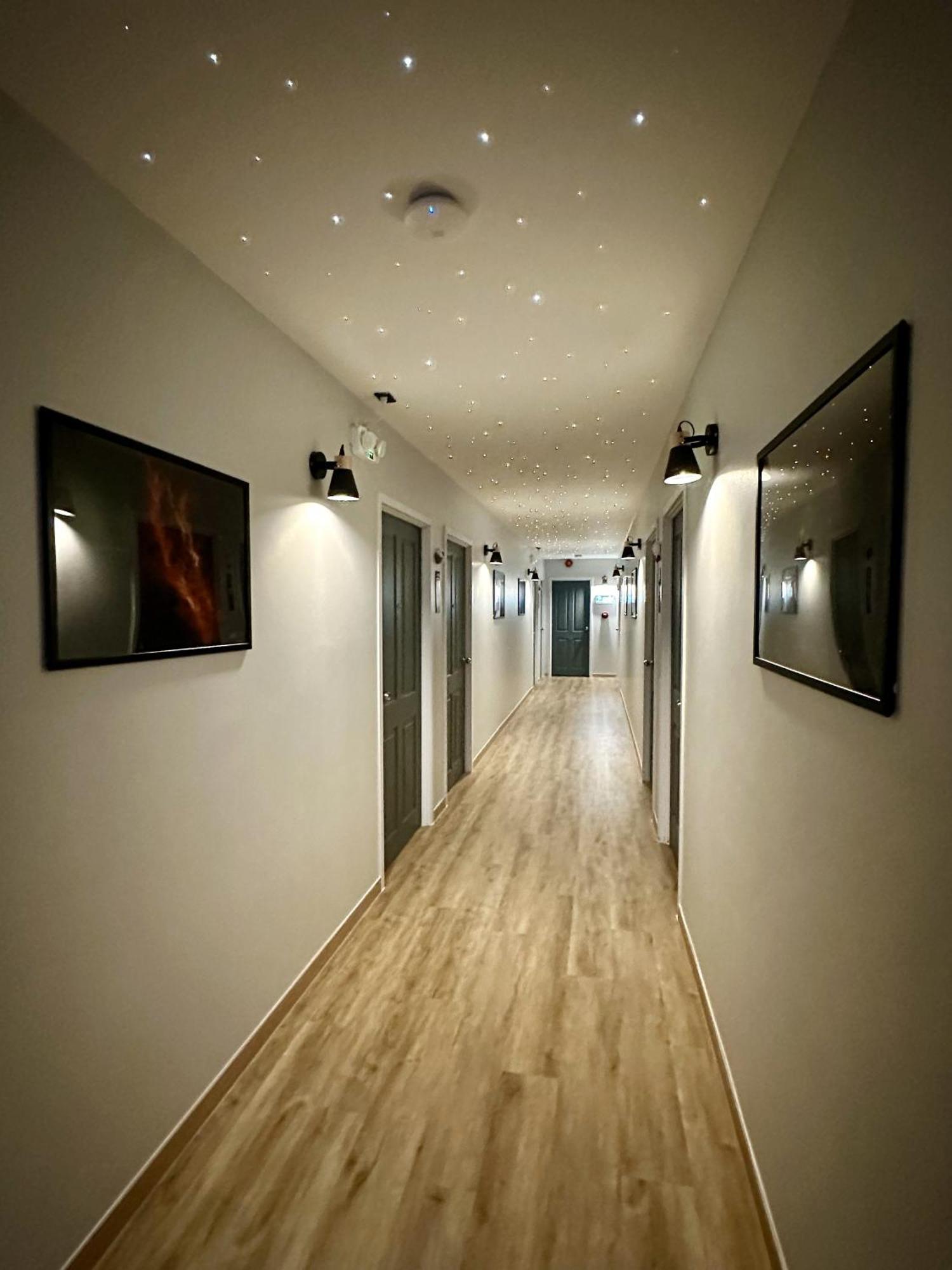 Bed-room At Suvarnabhumi Airport - Newly Renovated होटल Bangkok